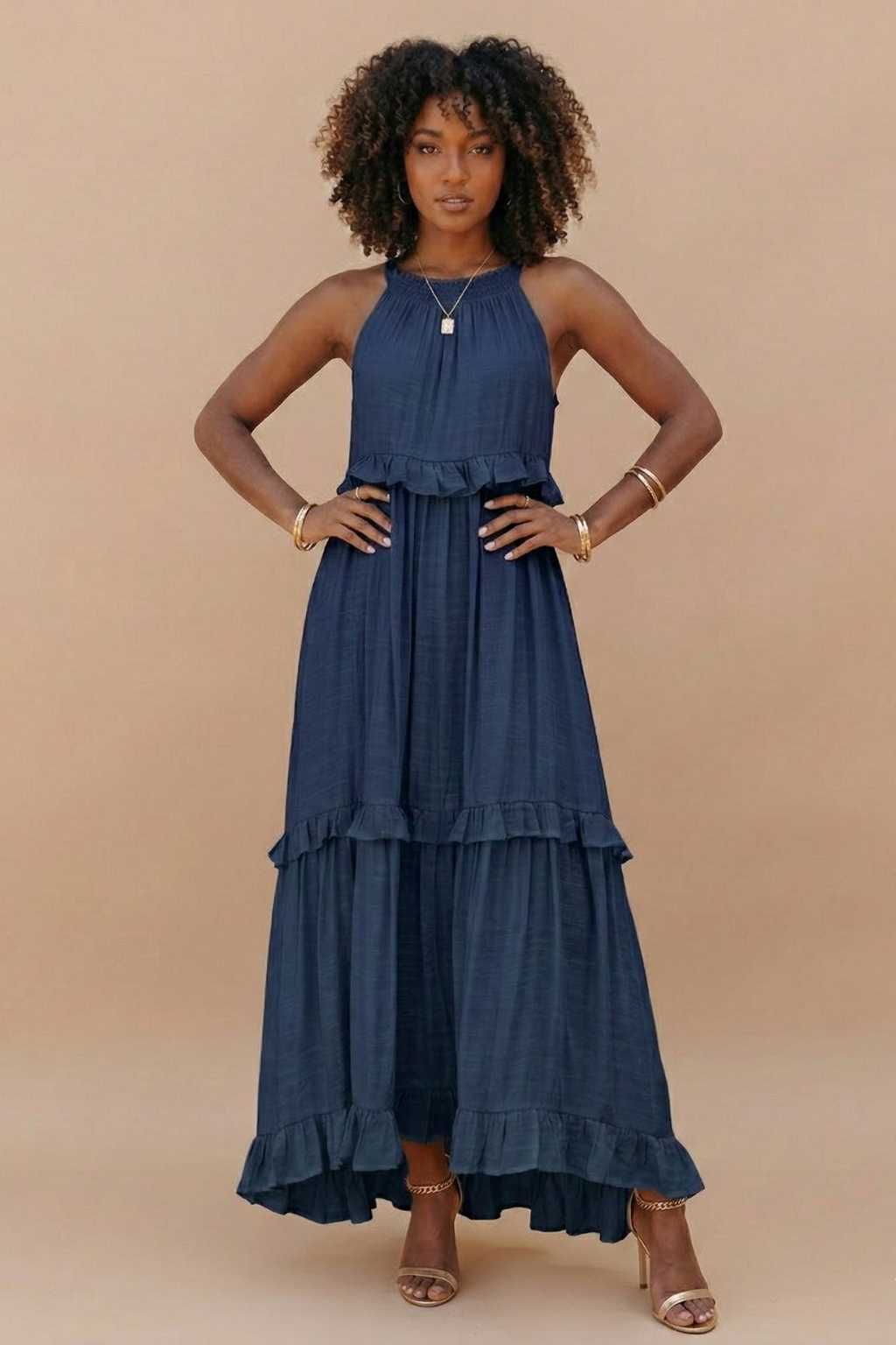 Women's Halter Neck Tiered Maxi Dress - Flowy Ruffle Hem Summer Dress with Pockets