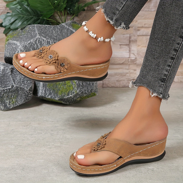 Pippa | Women's Orthopedic Slip-On Sandals