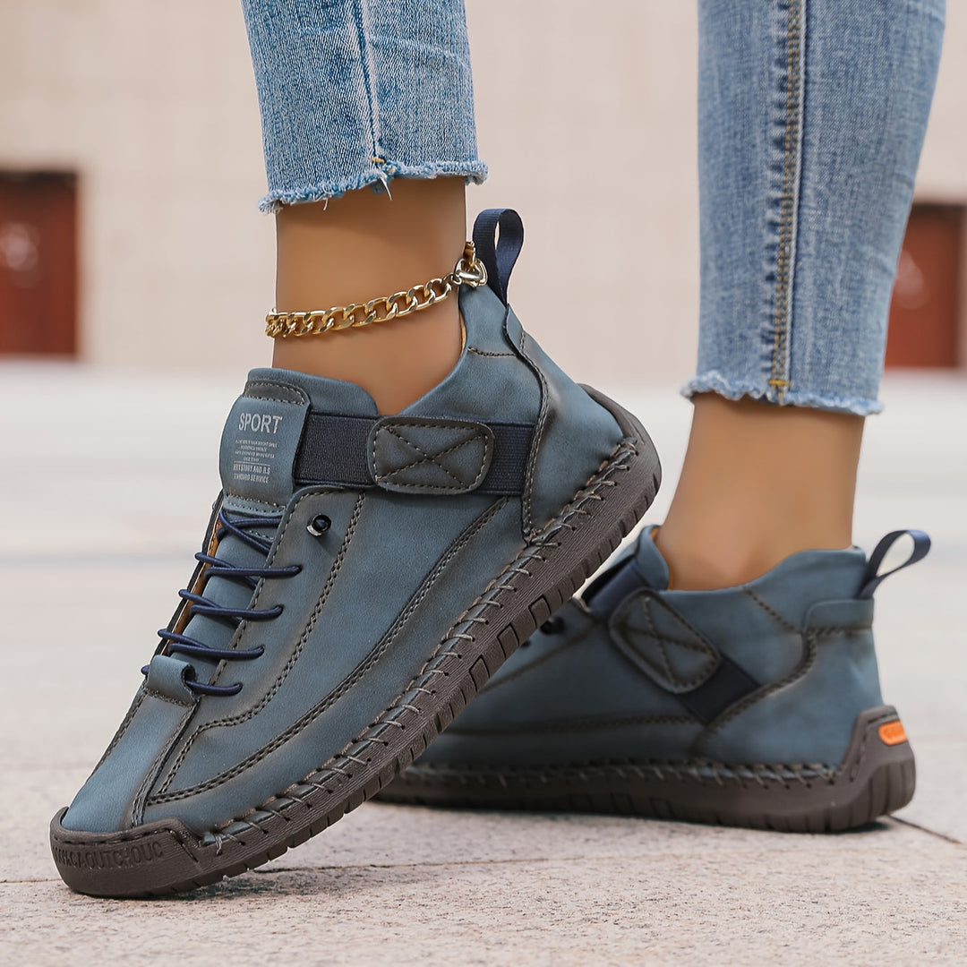 Women’s Casual Walking Shoes – Closed Toe Lace-Up Comfort Sneakers