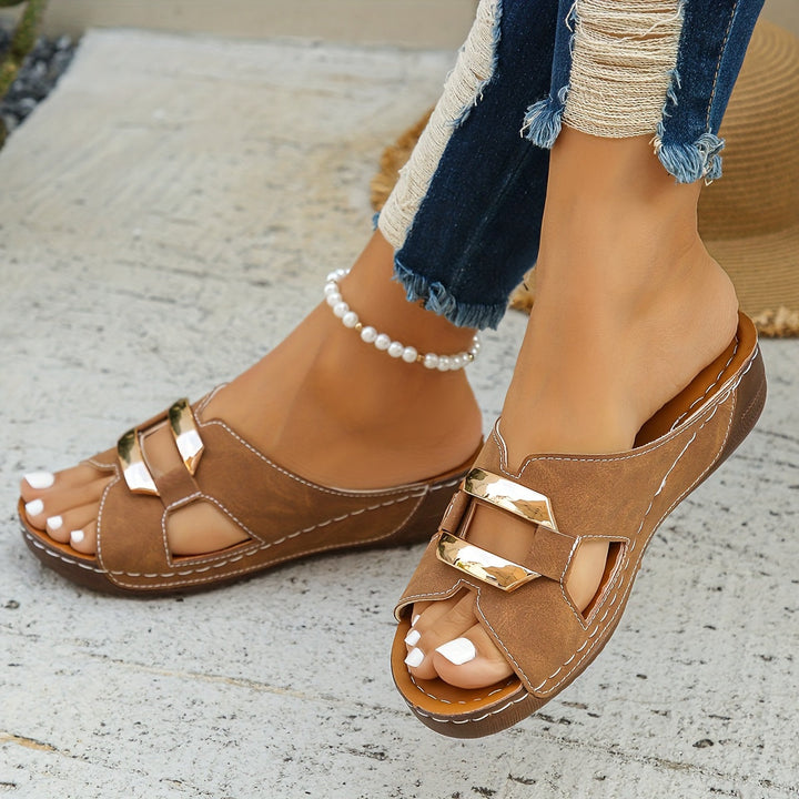 Everly | Women's Cushioned Adjustable Buckle Sandals