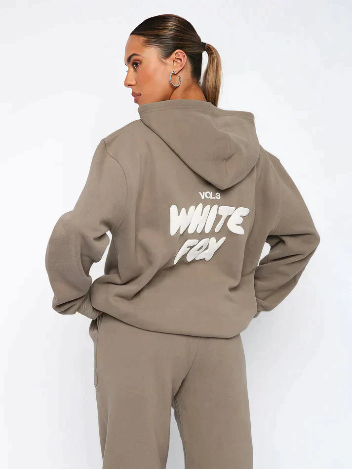 Isla | Casual Cropped Women’s Tracksuit with Back Print