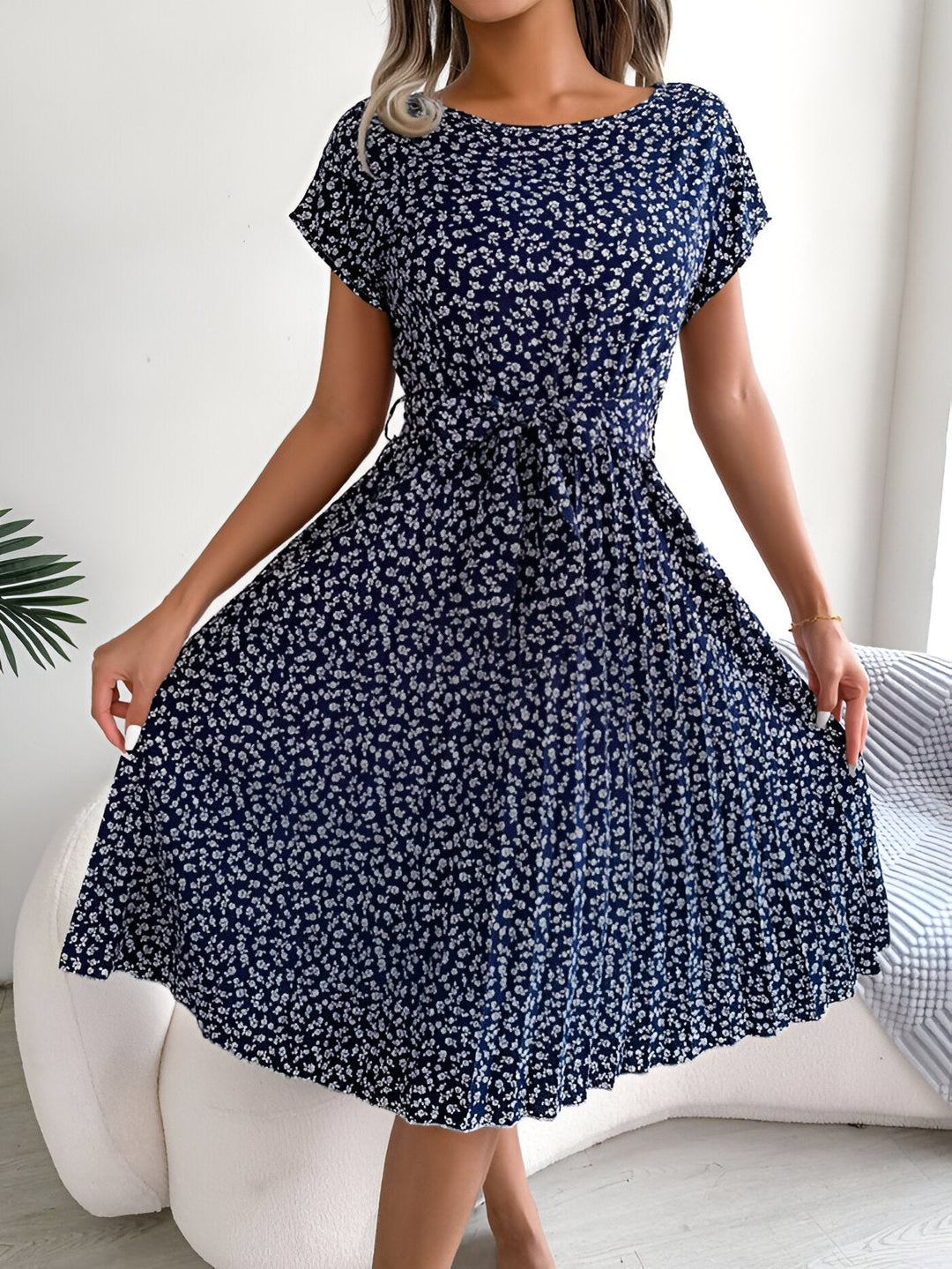 Women's Ditsy Floral Cap Sleeve Tie Waist Pleated Midi Dress